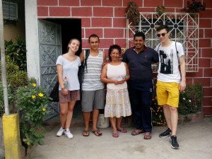 702776_1155576467787454_1635681335_n